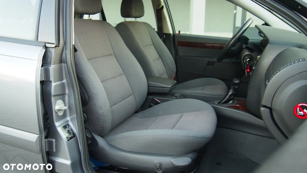 Opel Omega 2.2 Elegance - 15