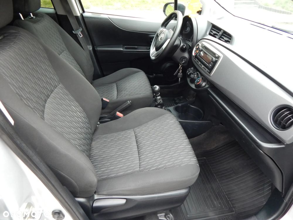 Toyota Yaris 1.33 VVT-i Comfort - 10