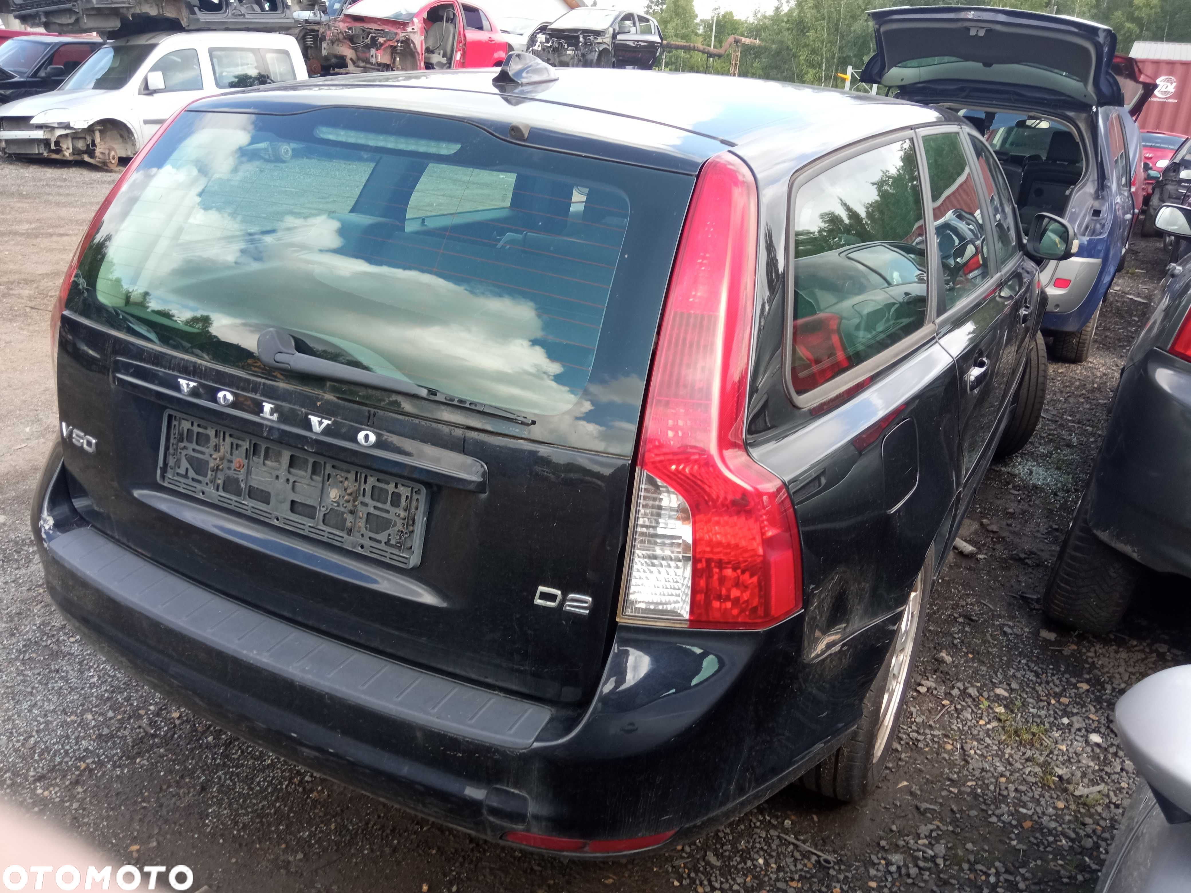 VOLVO V50 1.6 D4162T *na części* - 3