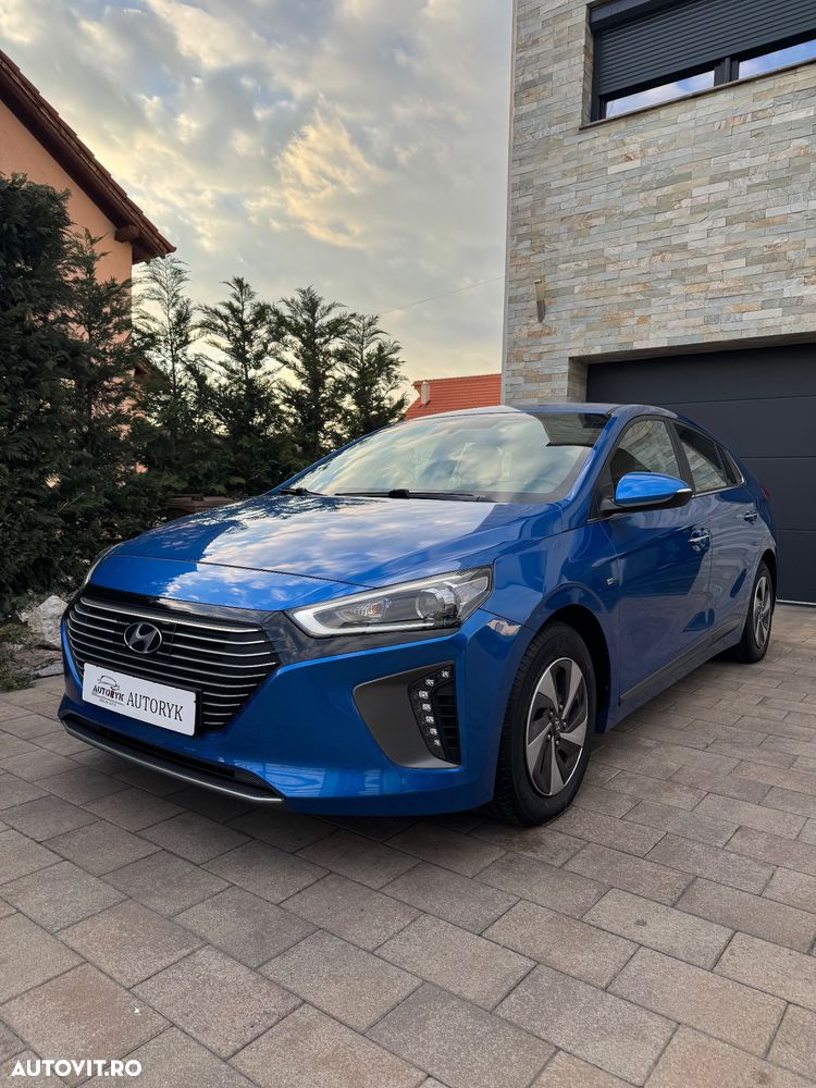 Hyundai IONIQ - 1