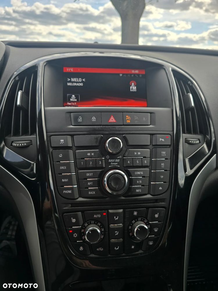 Opel Astra 2.0 CDTI Cosmo S&S - 23