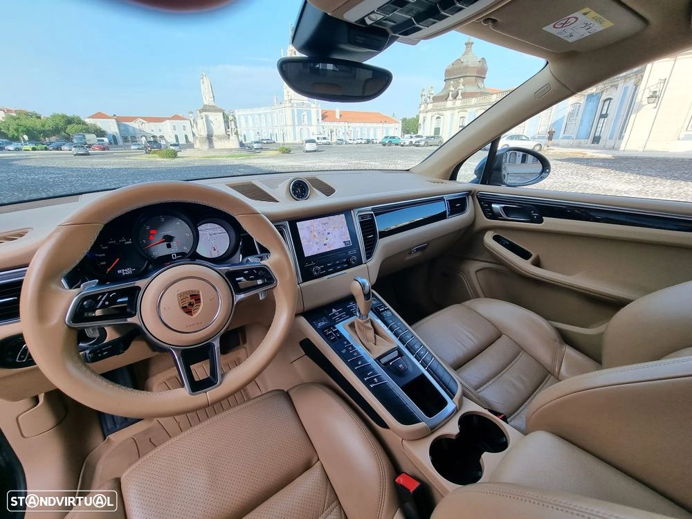 Porsche Macan - 17