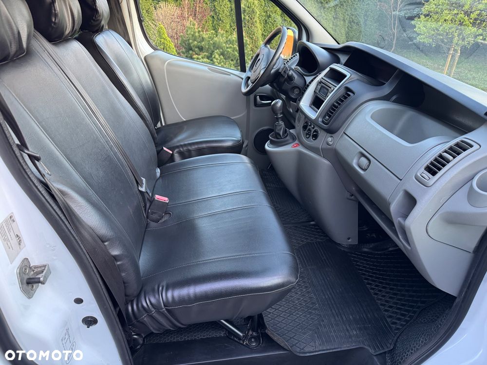 Opel Vivaro - 19