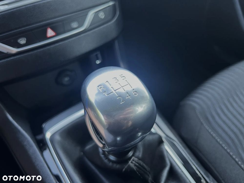 Peugeot 308 SW BlueHDi 120 Stop & Start Allure - 25