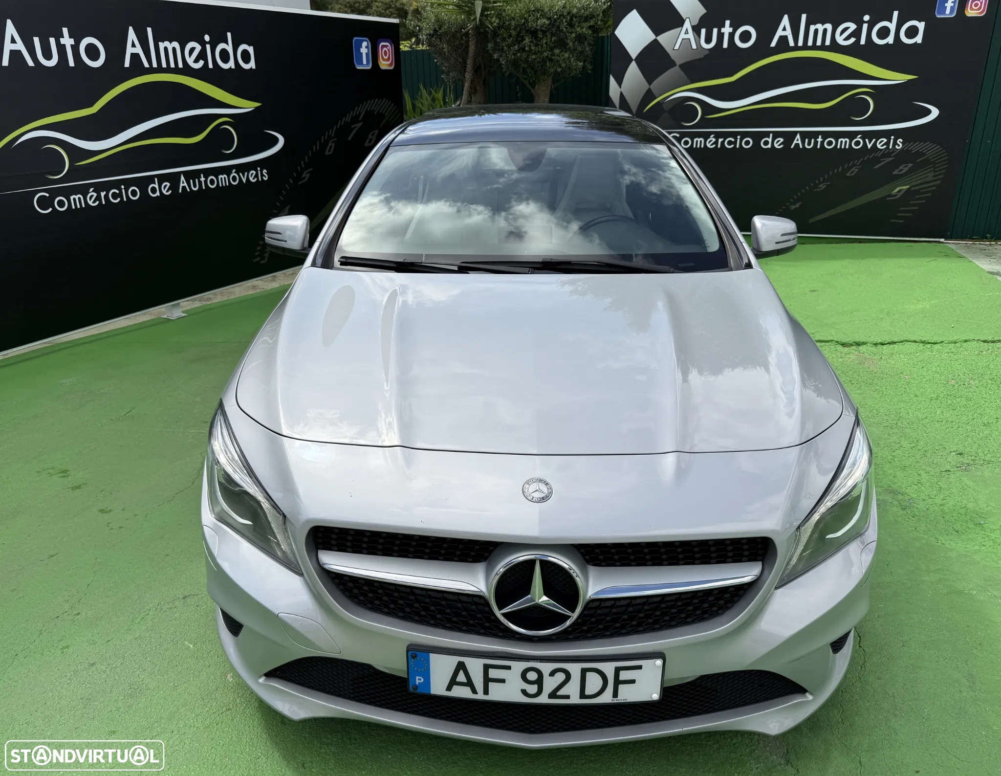 Mercedes-Benz CLA 180 Shooting Brake d Urban - 20