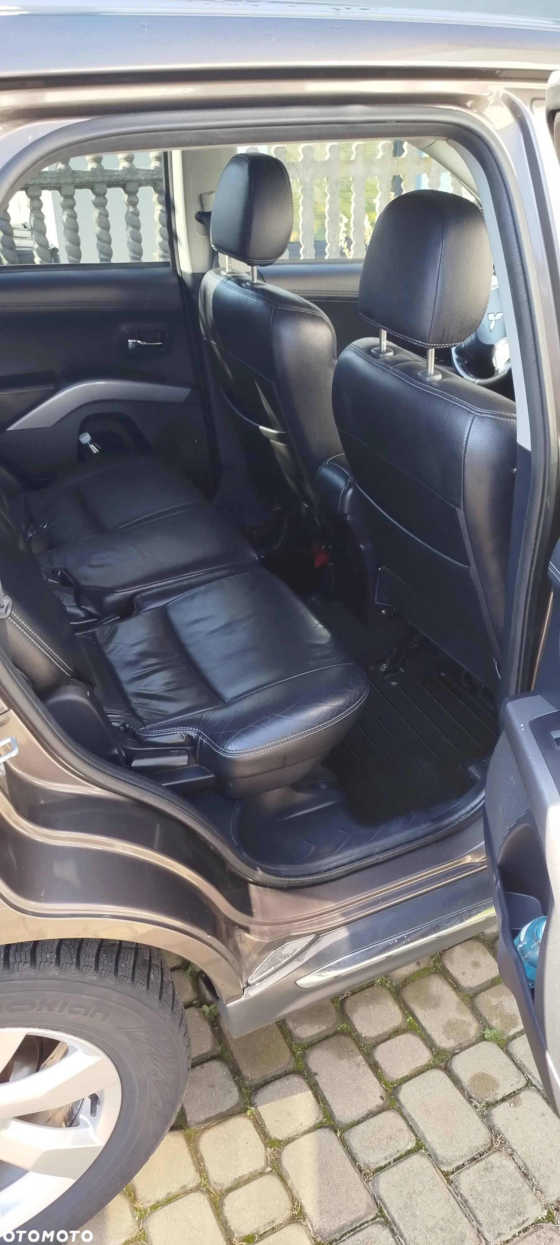 Mitsubishi Outlander 2.0 DID Instyle NAVI - 10