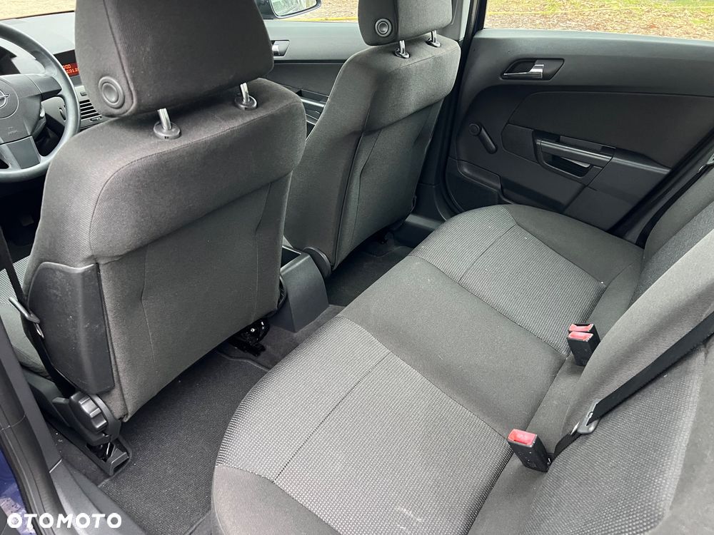 Opel Astra 1.6 Edition - 13