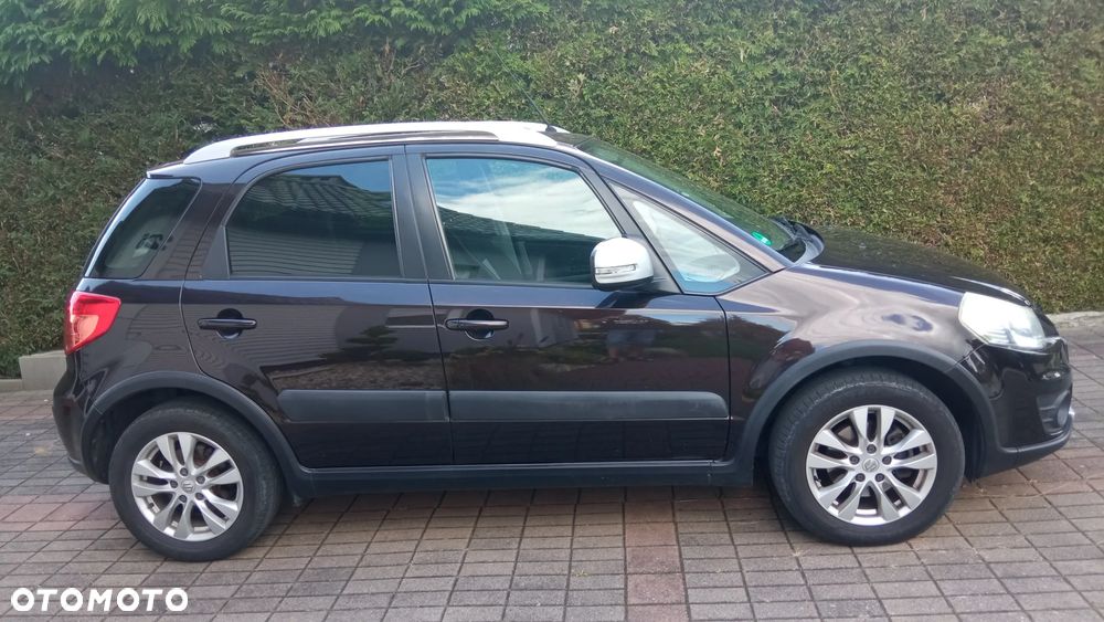 Suzuki SX4 Classic 1.6 VVT 4x2 Comfort - 7