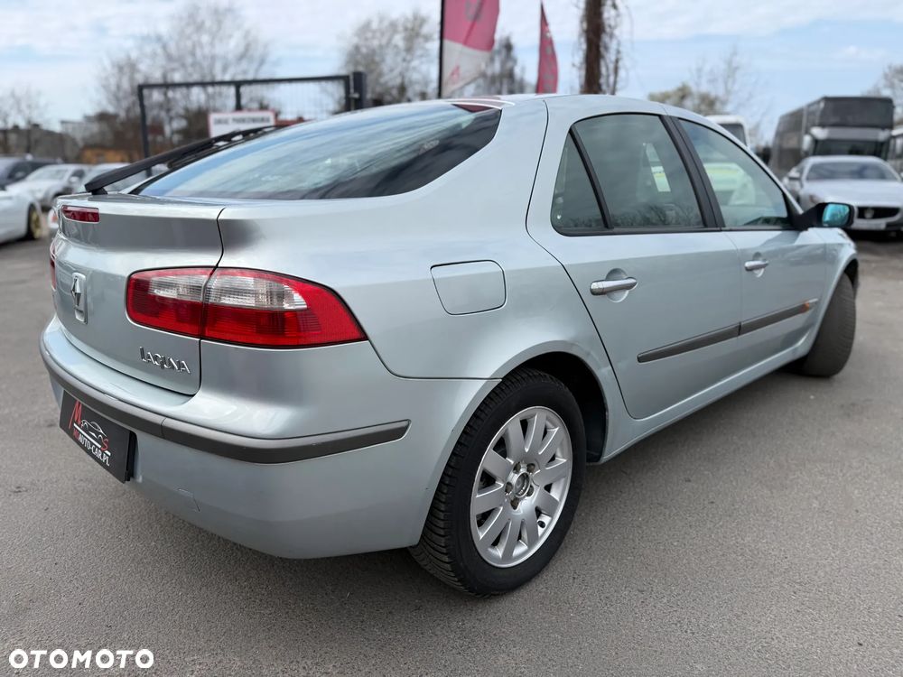 Renault Laguna 1.9 dCi Expression - 12