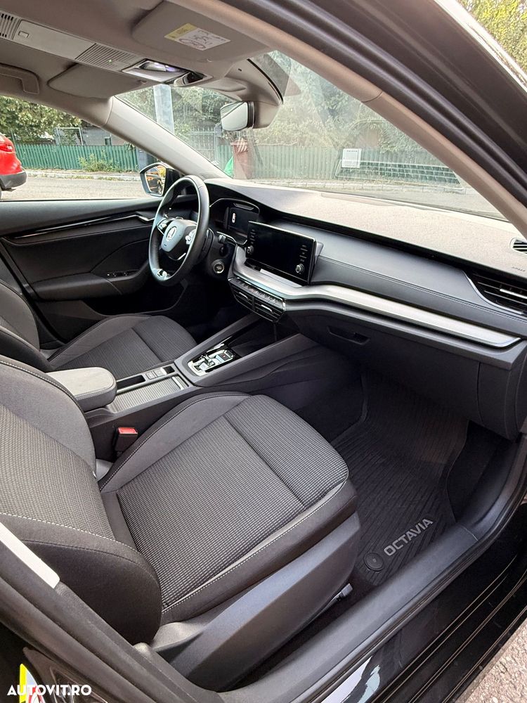 Skoda Octavia 2.0 TDI DSG Ambition - 16