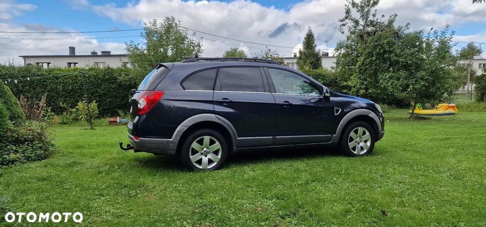 Chevrolet Captiva 2.0 d LT high - 27