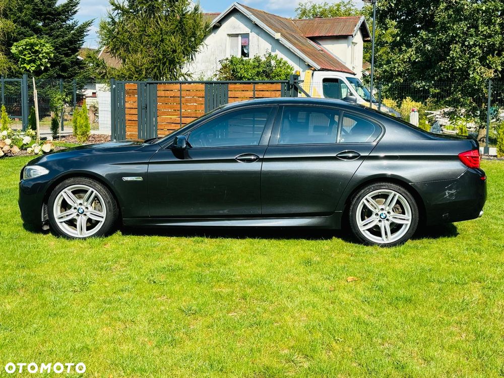 BMW Seria 5 535i Sport-Aut Luxury Line - 2
