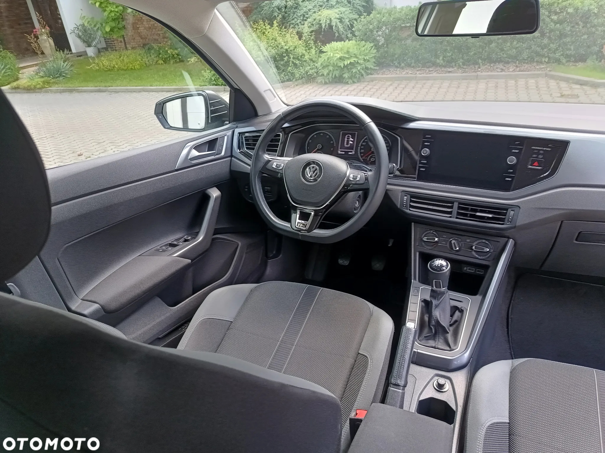 Volkswagen Polo 1.0 TSI Highline - 14