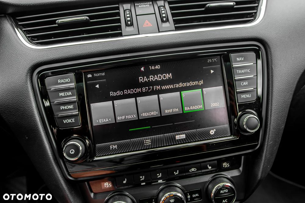 Skoda Octavia 2.0 TSI (Green tec) DSG RS - 31