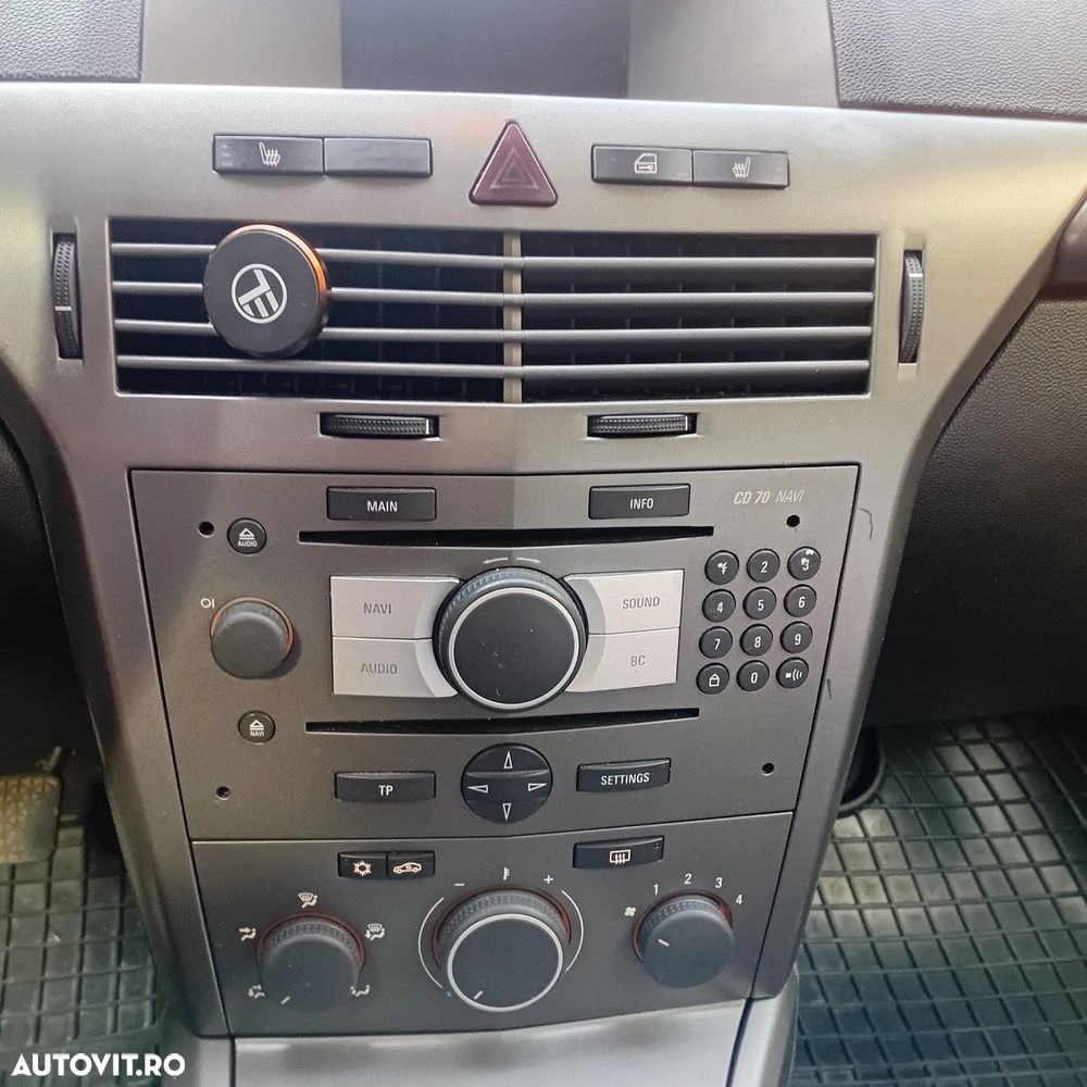 Opel Astra Caravan DTI Comfort - 3