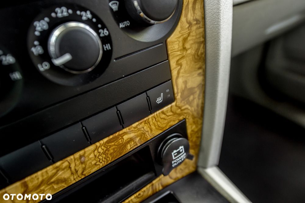 Jeep Grand Cherokee 4.7 4x4 Limited - 29
