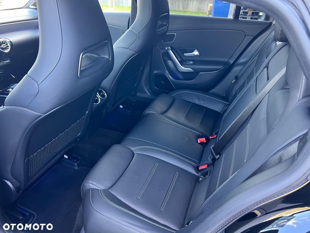 Mercedes-Benz CLA AMG 35 4-Matic 7G-DCT - 18
