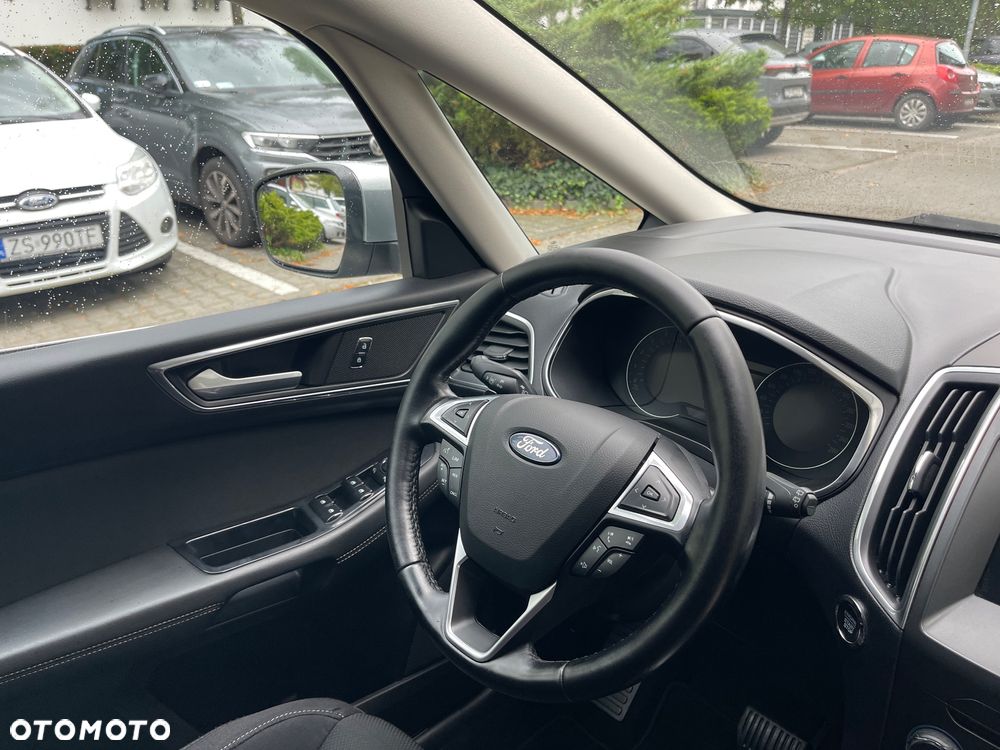 Ford S-Max - 28