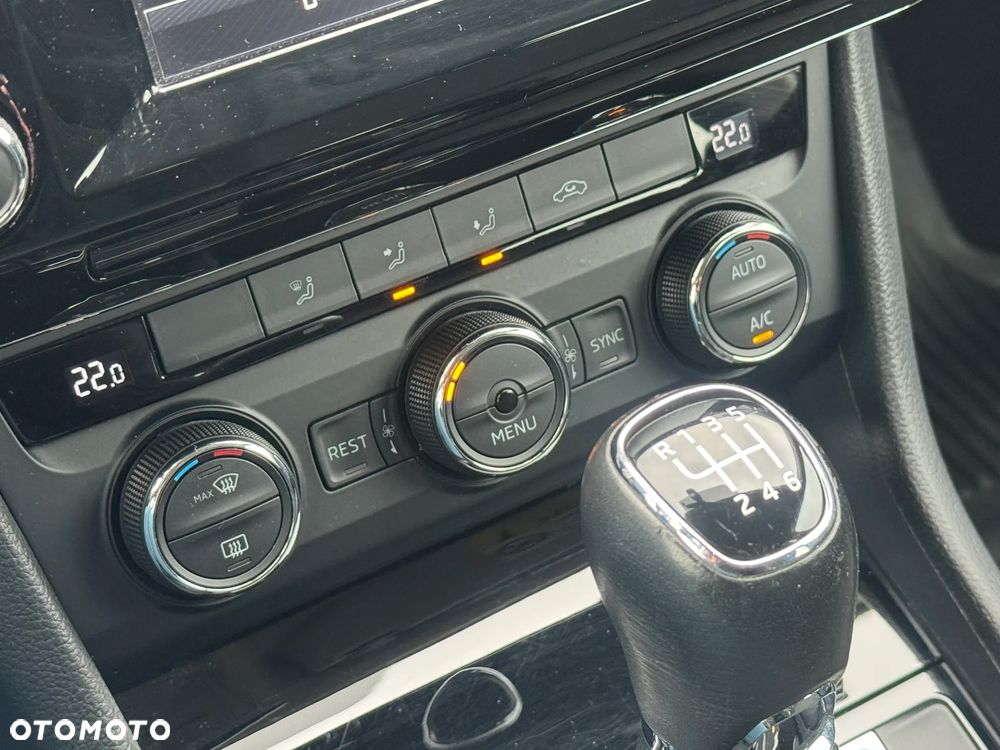 Skoda Superb 1.6 TDI Ambition - 24