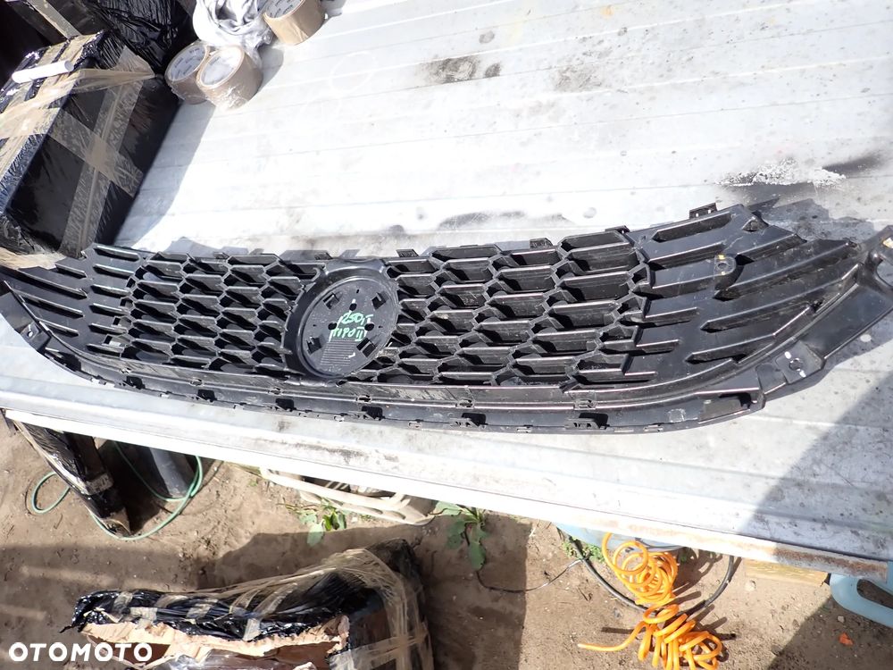 FIAT TIPO II GRILL ATRAPA - 3