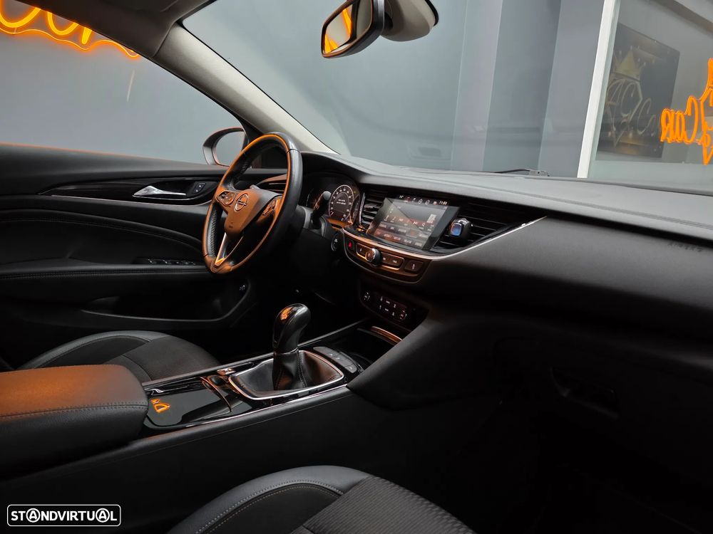 Opel Insignia Sports Tourer 1.6 CDTi Cosmo S/S J17 - 18