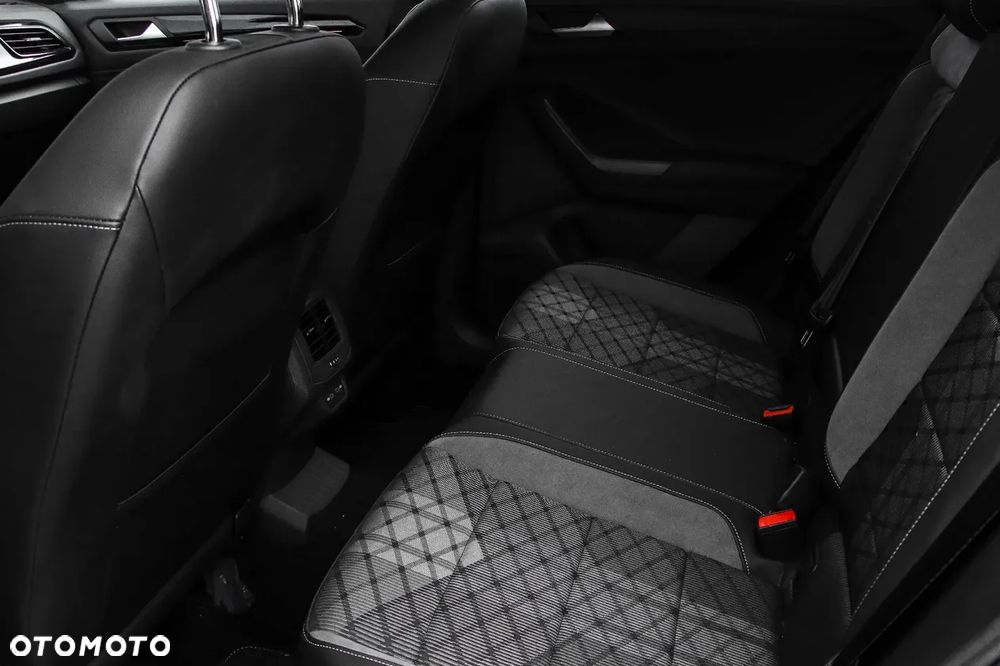 Volkswagen T-Roc 1.5 TSI R-Line DSG - 15