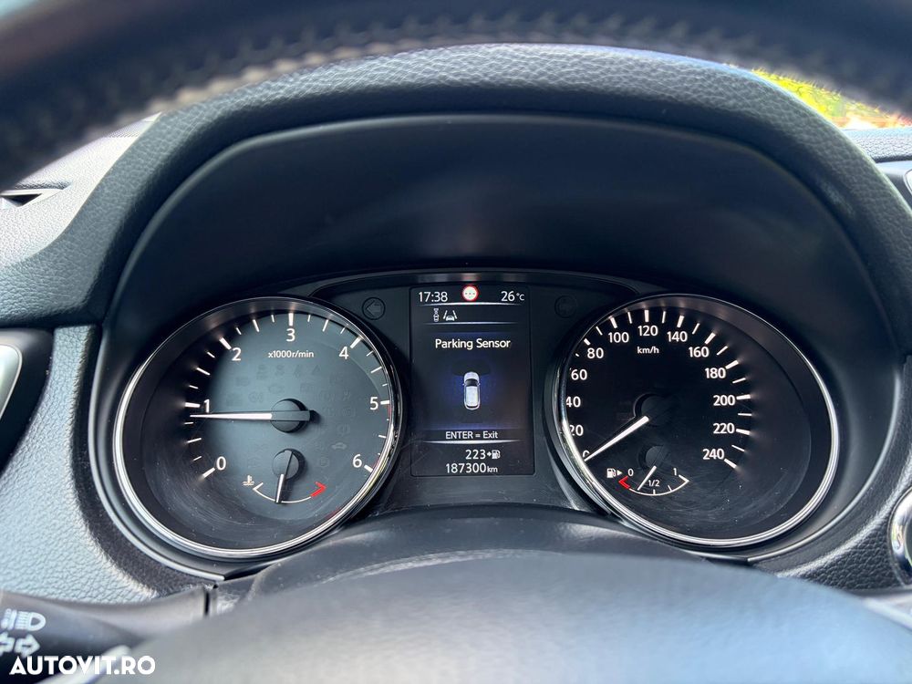 Nissan Qashqai 1.5 DCI Start/Stop N-Connecta - 36