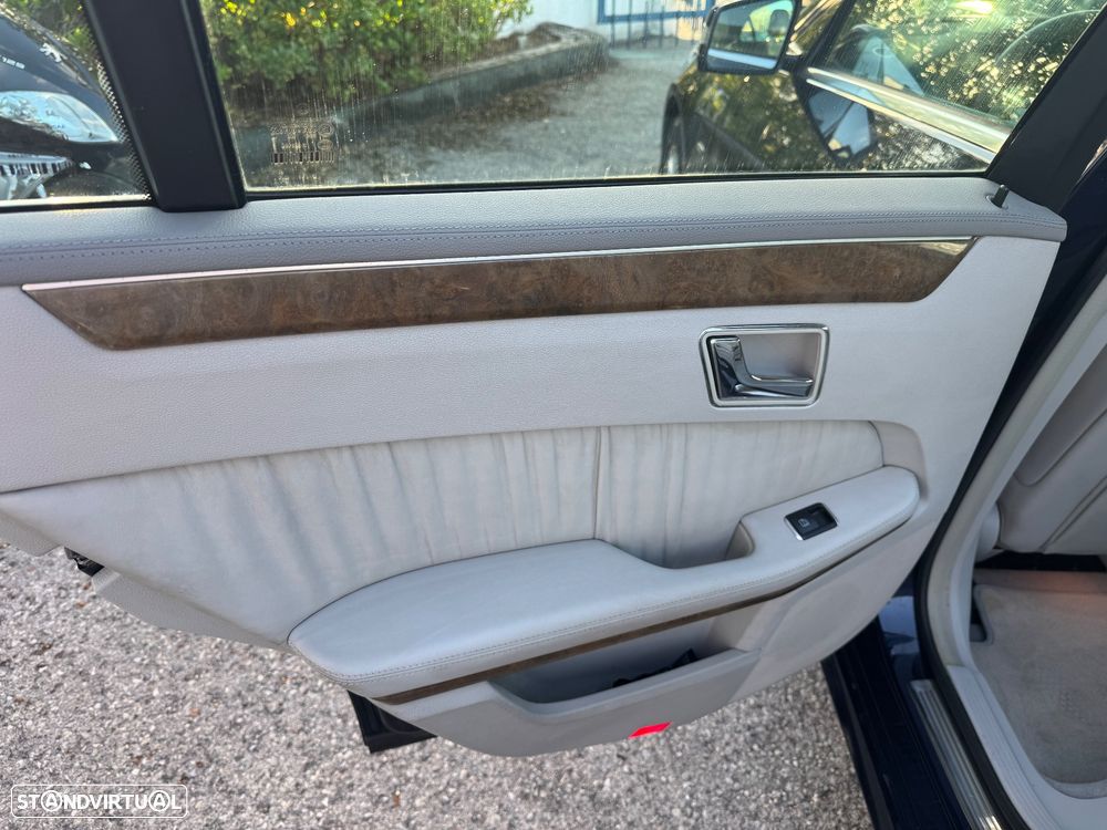 Mercedes-Benz E 200 CGI Elegance BlueEfficiency - 12