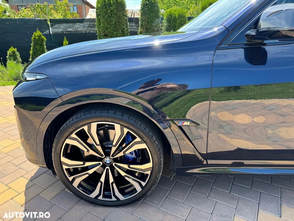 BMW X7 M60i xDrive AT MHEV - 12
