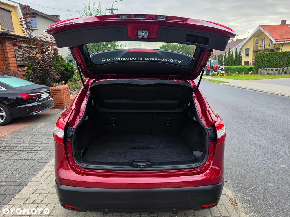 Nissan Qashqai 1.2 DIG-T N-Vision - 25