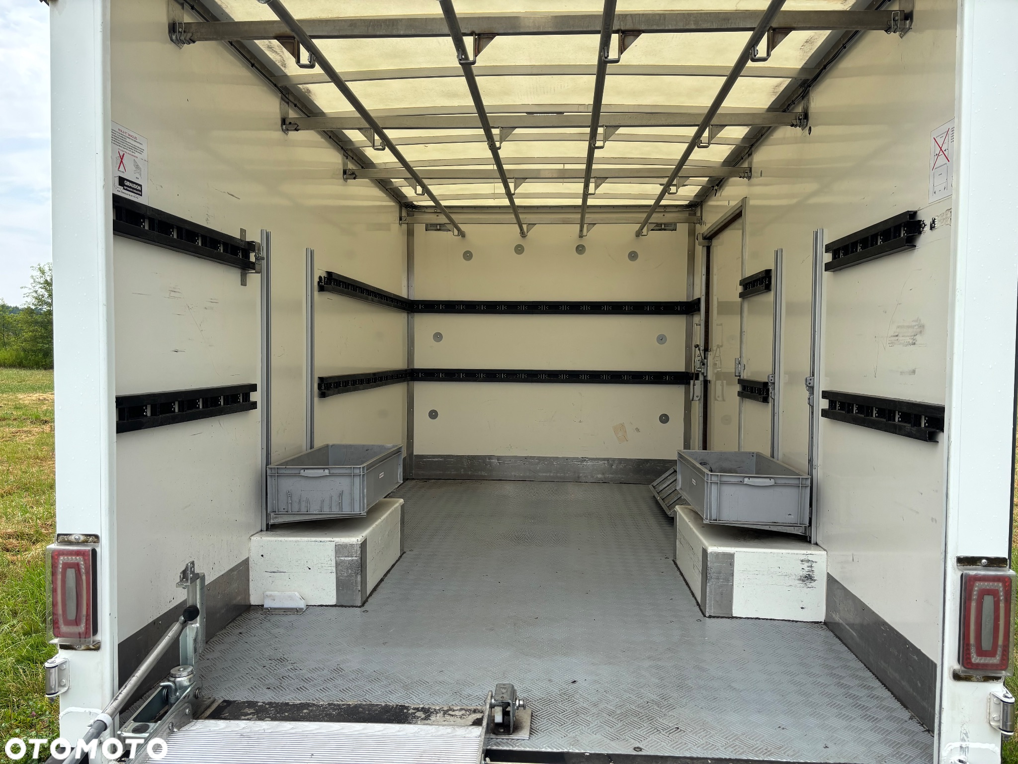 Renault RENAULT MASTER 145dCi/Kontener niskopodzwoziowy/Klima/Winda/Super stan - 12