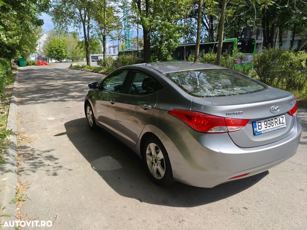 Hyundai Elantra 1.6 MPi Highway - 4