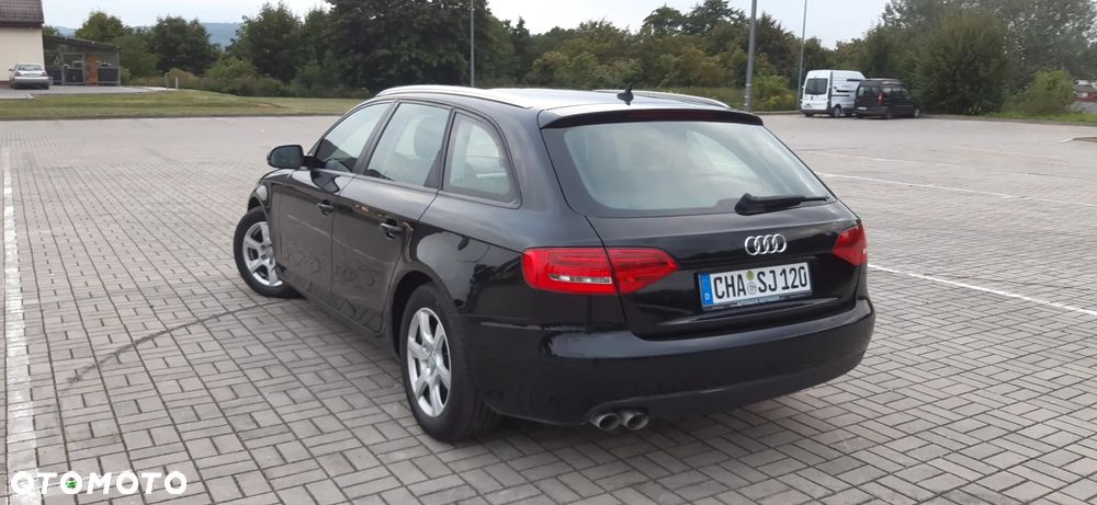 Audi A4 - 4