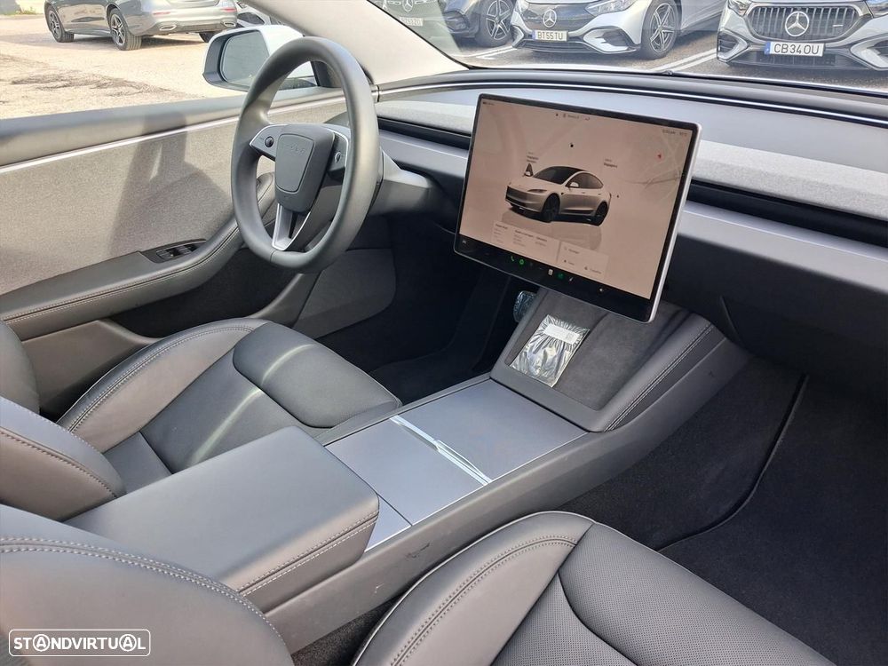 Tesla Model 3 Tração Traseira Standard - 15