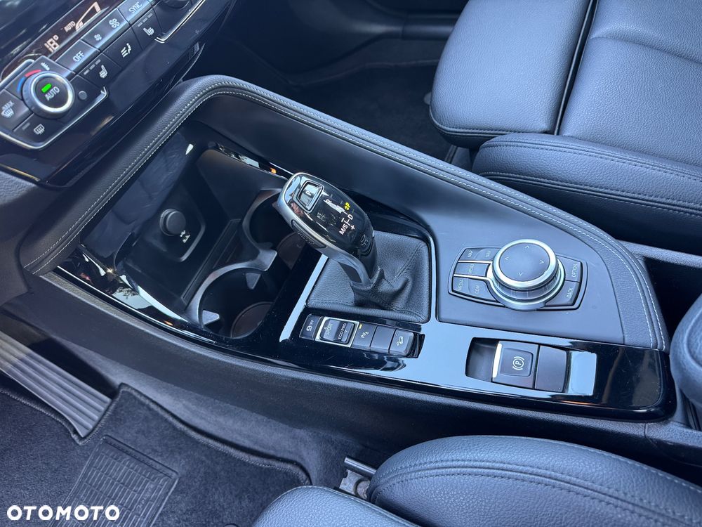 BMW X1 xDrive28i Sport Line - 24