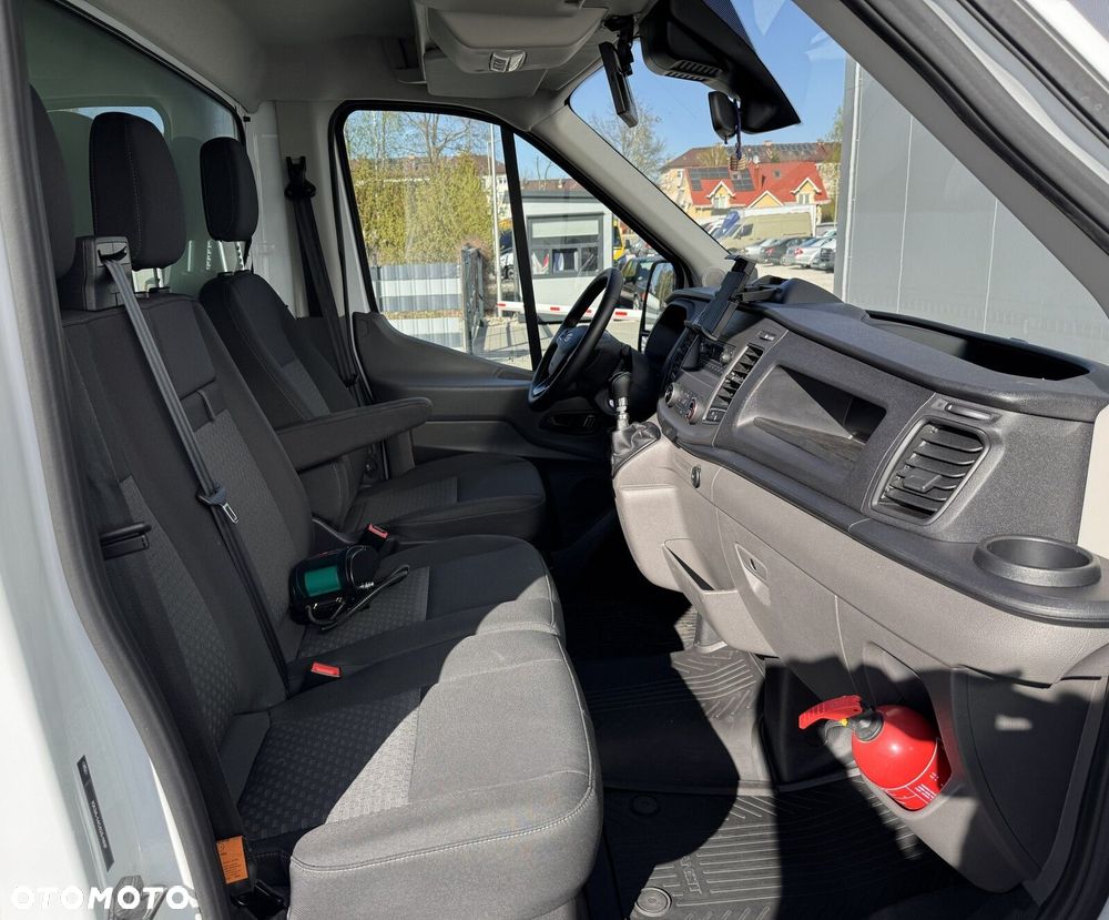 Ford transit - 18