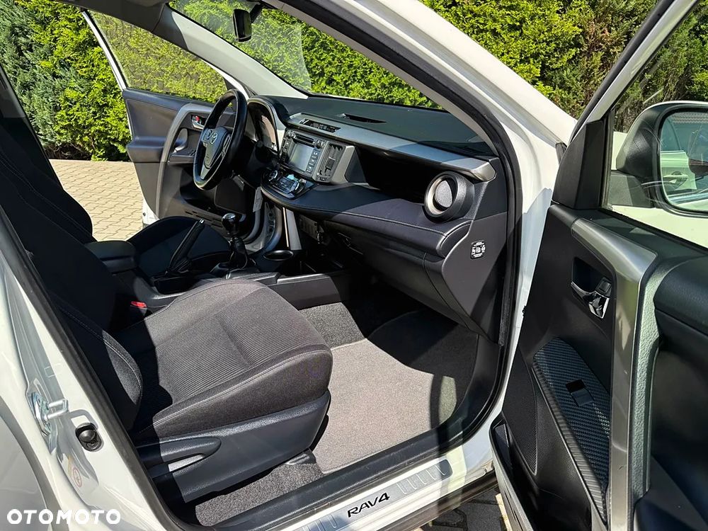 Toyota RAV4 2.0 4x4 Executive - 18