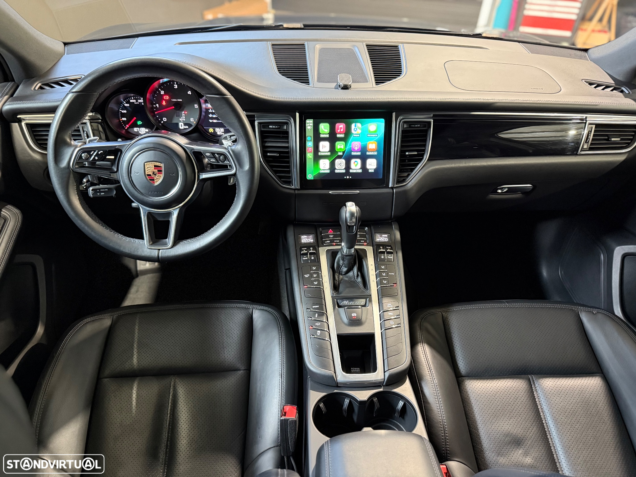 Porsche Macan S - 38