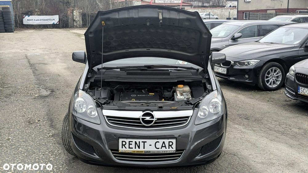 Opel Zafira - 36