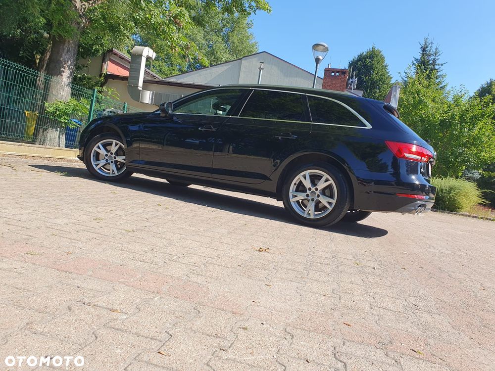 Audi A4 Avant 2.0 TDI S tronic - 36