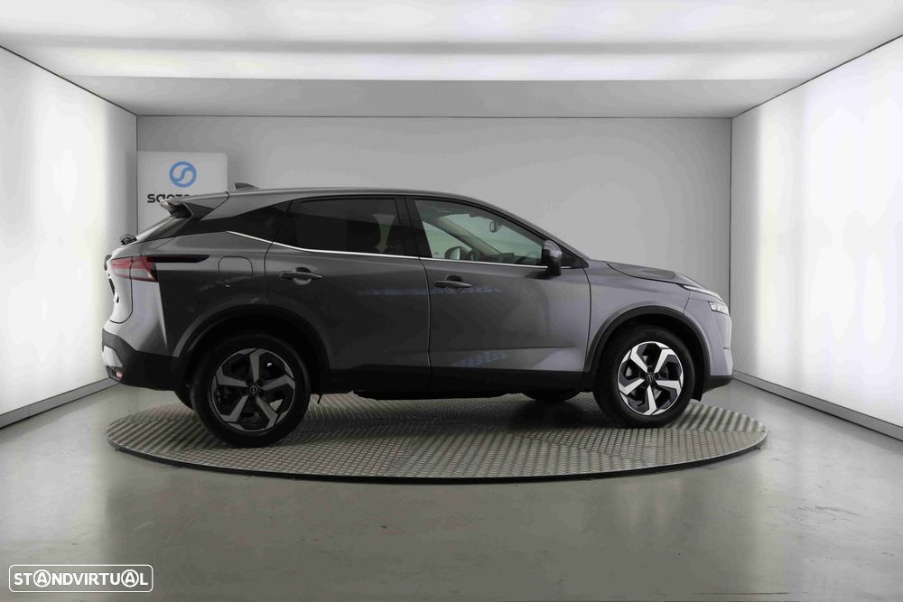 Nissan Qashqai 1.3 DIG-T N-Connecta LED Xtronic - 3