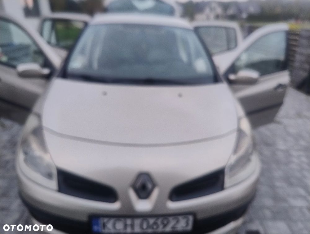 Renault Clio 1.2 16V Exception - 15