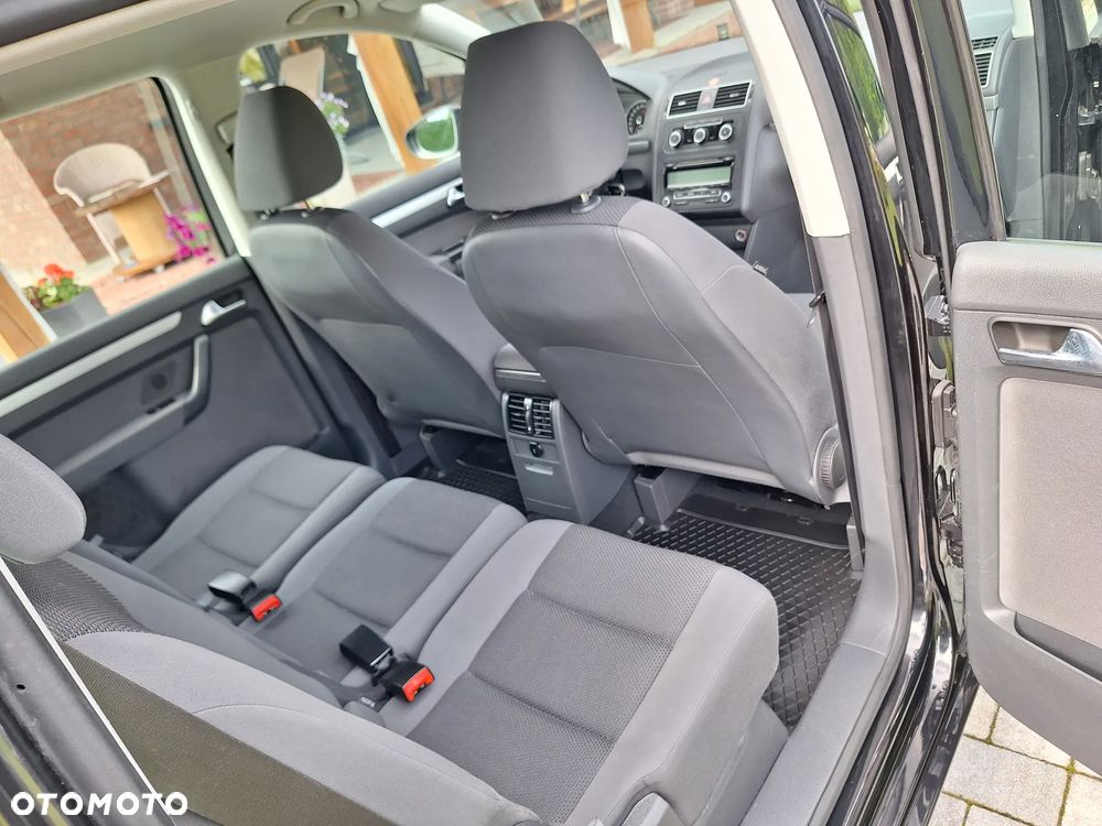 Volkswagen Touran 1.4 TSI STYLE - 12