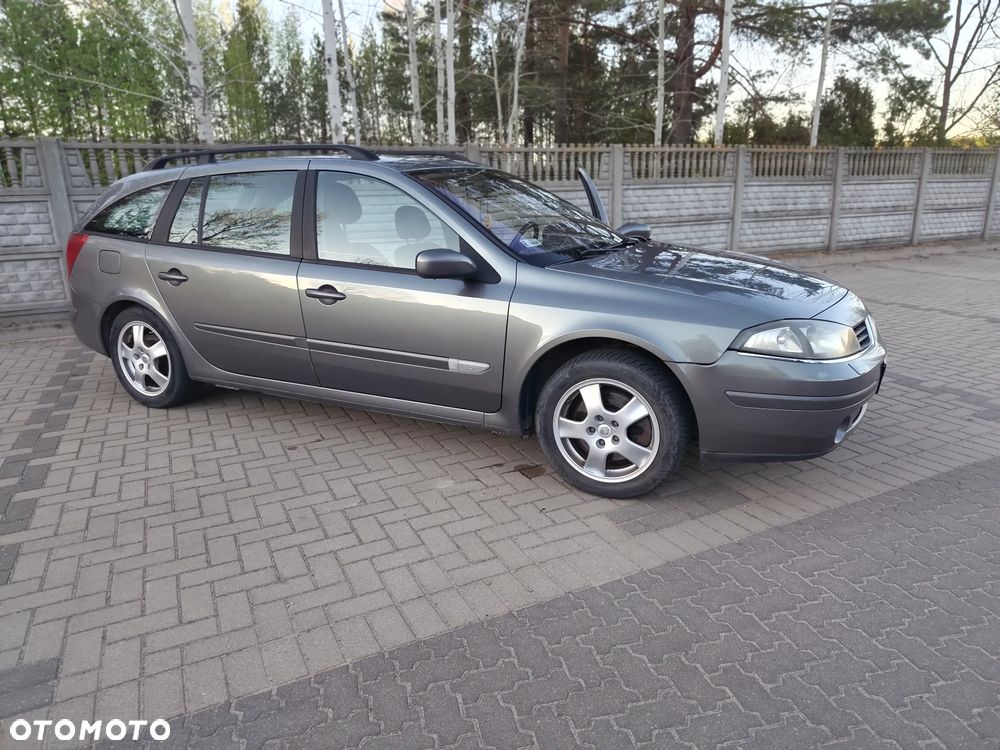 Renault Laguna 2.0T Confort Expression - 1
