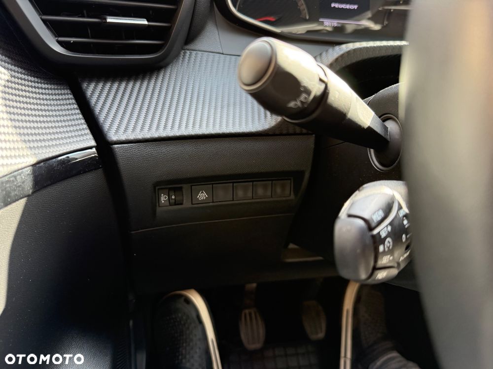 Peugeot 208 1.2 T Business S&S - 8