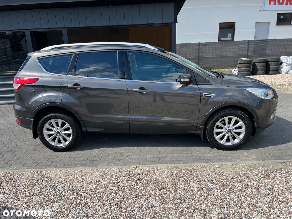 Ford Kuga 2.0 TDCi FWD Titanium - 4
