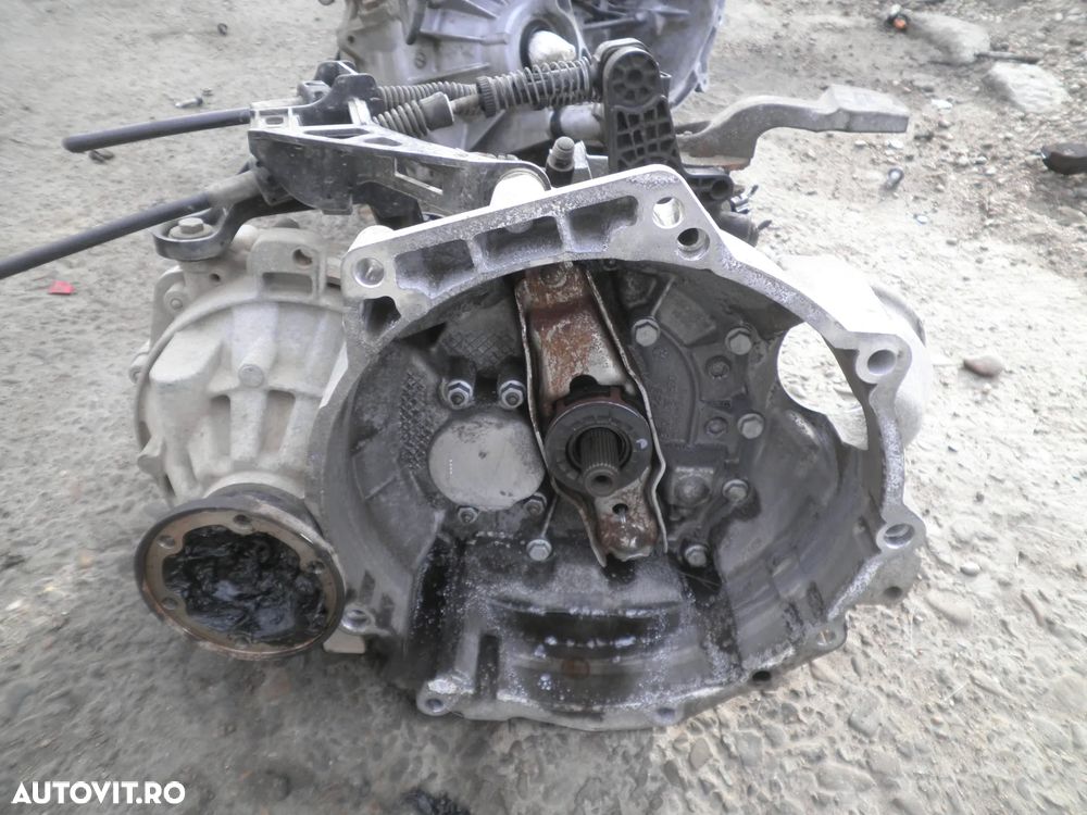 Cutie viteze Seat Ibiza , VW Polo 6R, 1.4 TDI CUS RTE ( cu defect )