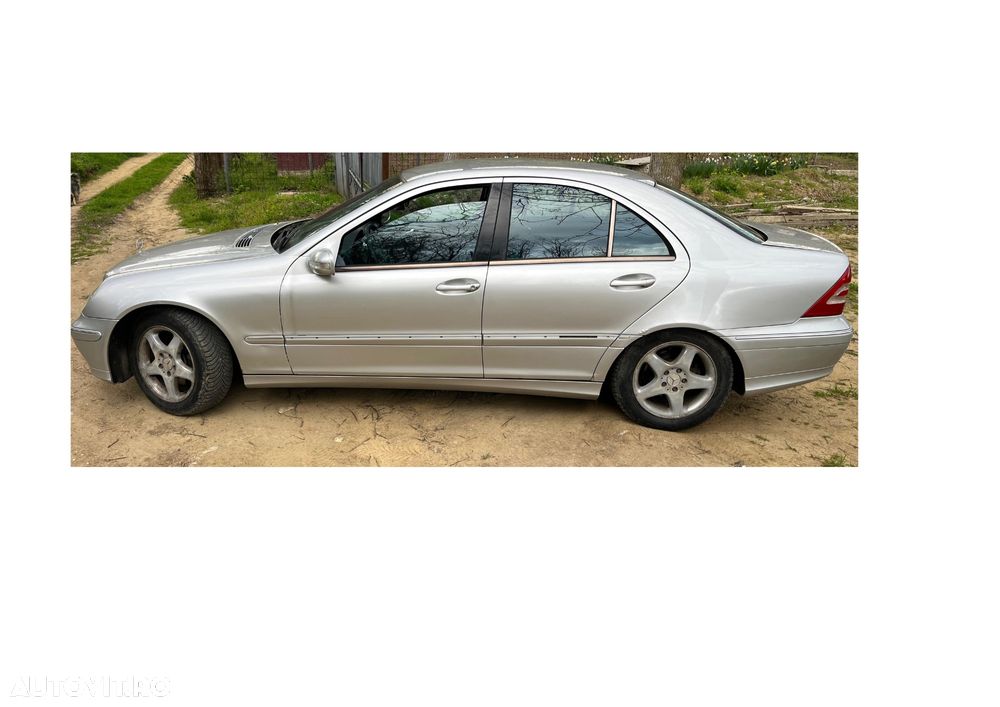 Mercedes-Benz C - 3