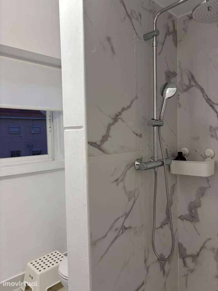 Quarto - localizado em Alvalade Lisbon - Grande imagem: 3/11