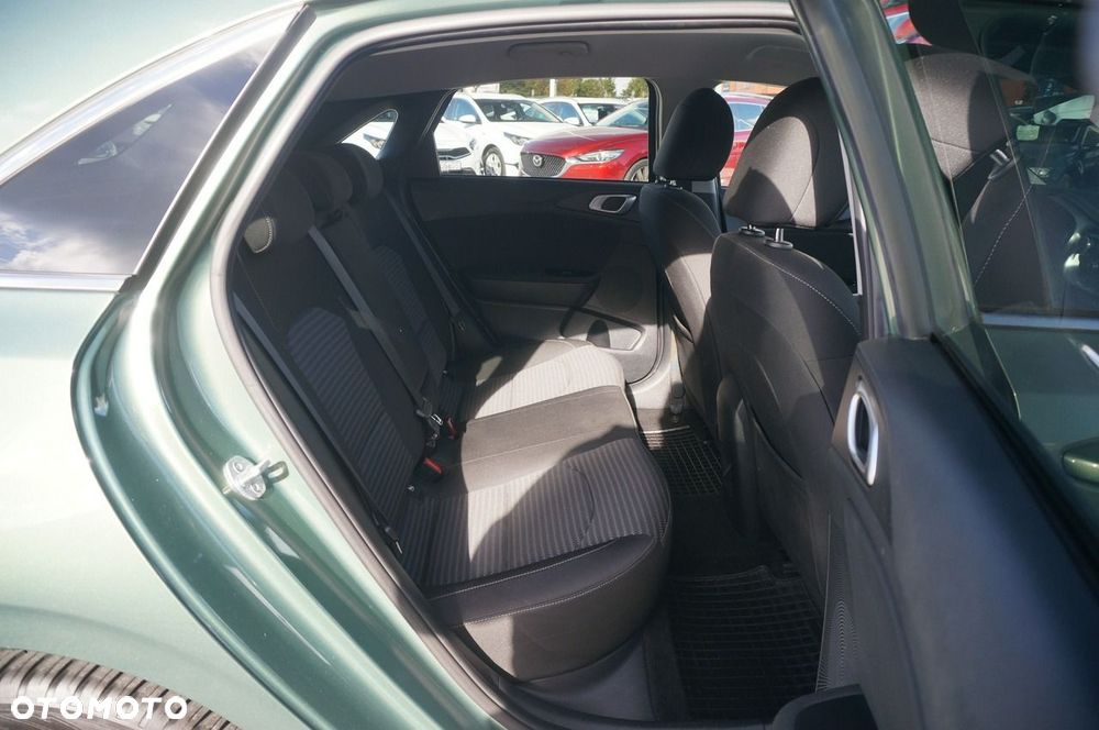 Kia Ceed 1.5 T-GDI M - 31